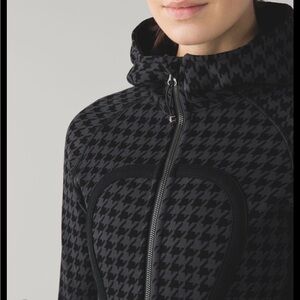 Lululemon Athletica Black Houndstooth Ski Jacket